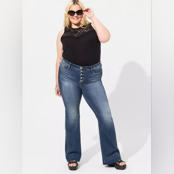 Torrid Super Soft Lace Sweetheart Bodysuit Deep Black 3x New - Picture 1 of 11